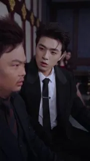 与女总裁离婚后，她后悔了