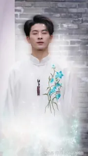 重生铜钱，我靠心声重塑肉身